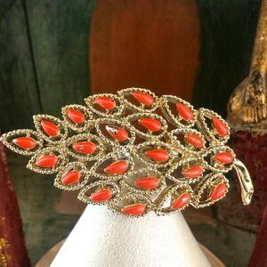 Gerry’s Vintage Gold-Tone Leaf Brooch